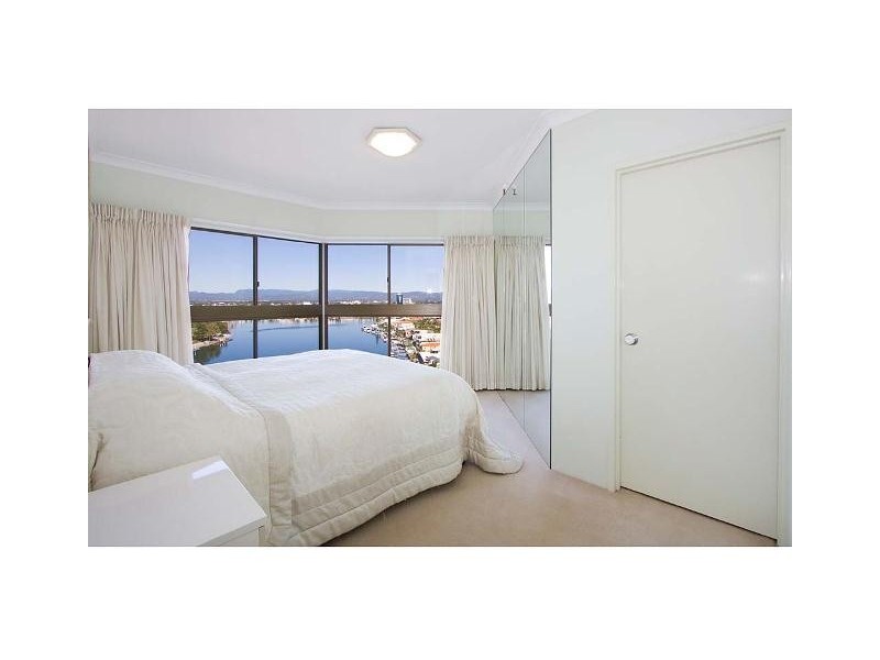 Atlantis West 2 Admiralty Drive, Paradise Waters QLD 4217