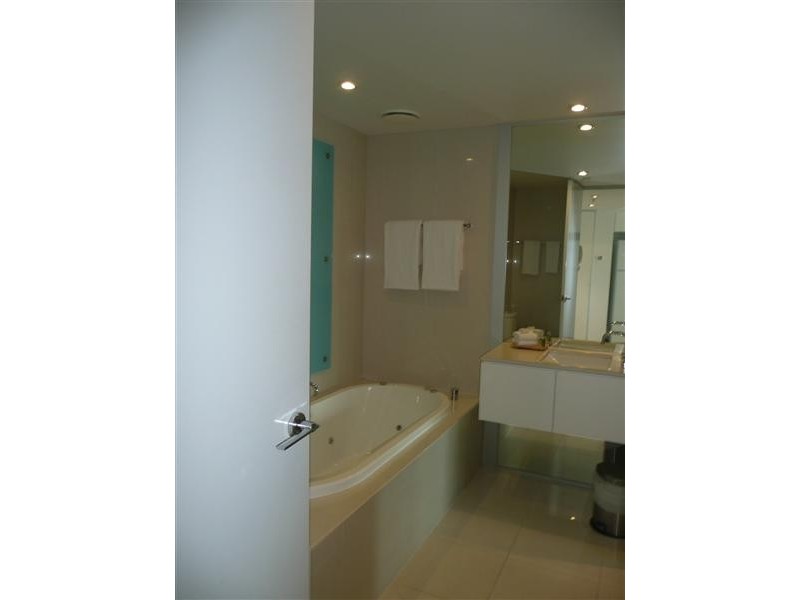 Unit 507 Q1, 9 Hamilton Avenue, Surfers Paradise QLD 4217
