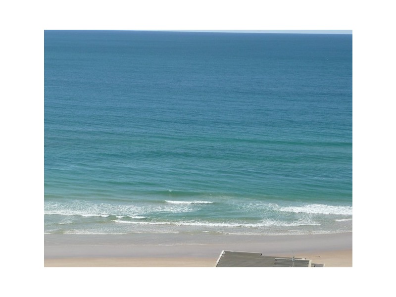 5 Enderley, Surfers Paradise QLD 4217