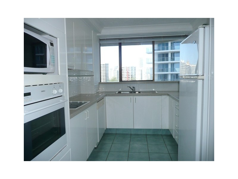 5 Enderley, Surfers Paradise QLD 4217