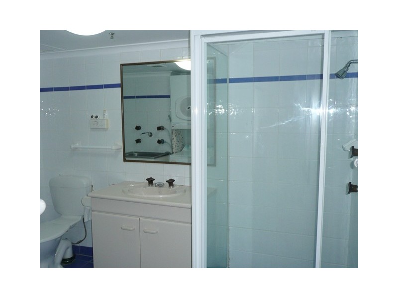 18 Hanlan, Surfers Paradise QLD 4217