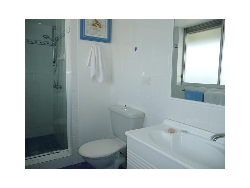 10 Vista Street, Surfers Paradise QLD 4217