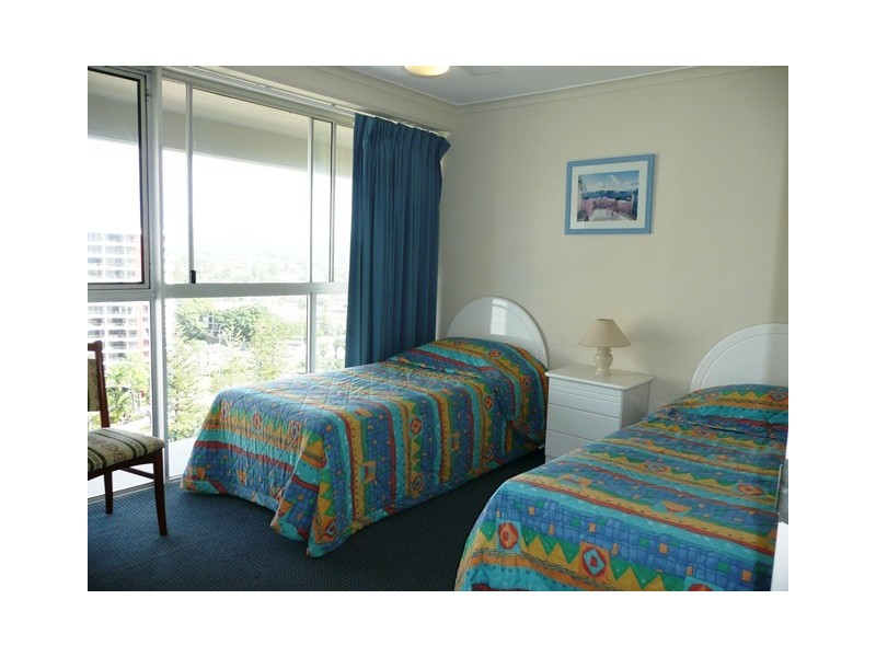 10 Vista Street, Surfers Paradise QLD 4217