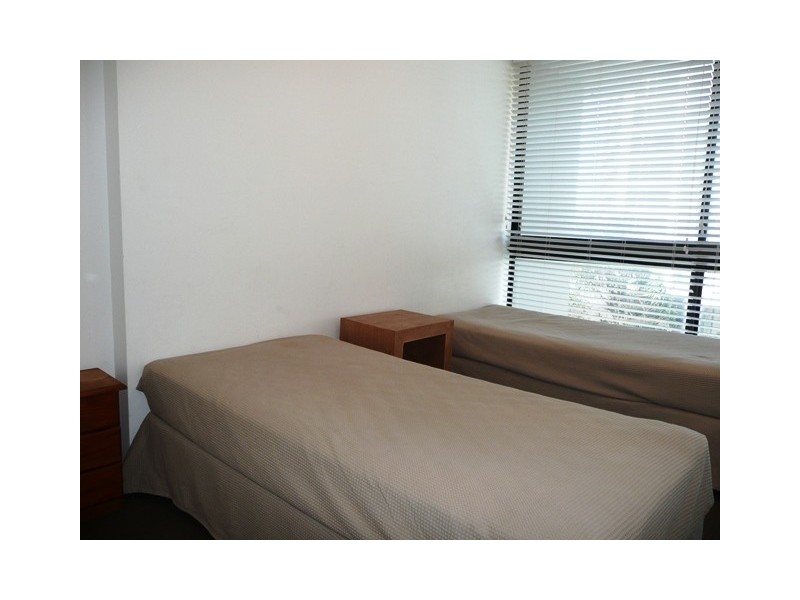 5 Clifford Street, Surfers Paradise QLD 4217