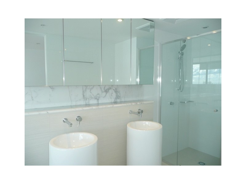 1 Oracle Blvd, Broadbeach QLD 4218