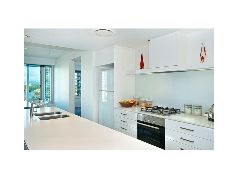 9 Hamilton Avenue, Surfers Paradise QLD 4217