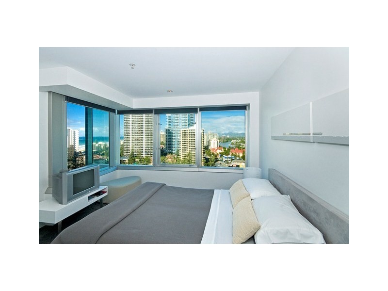 9 Hamilton Avenue, Surfers Paradise QLD 4217