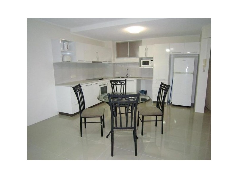 11 Paradise Island, Surfers Paradise QLD 4217