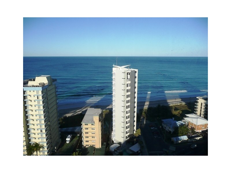 5 Enderley, Surfers Paradise QLD 4217