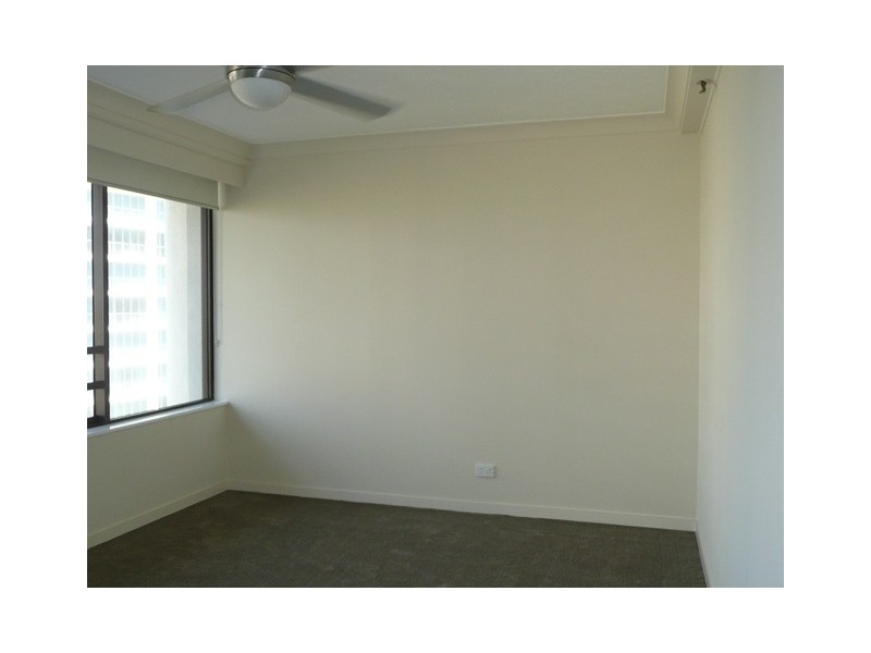 5 Enderley Avenue, Surfers Paradise QLD 4217