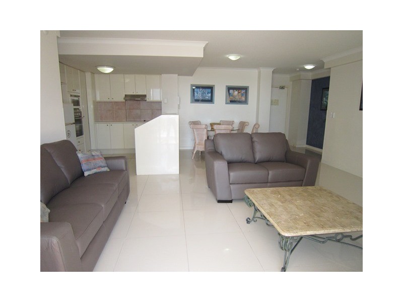 6 View Ave, Surfers Paradise QLD 4217