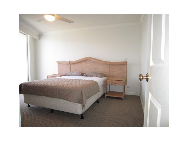 6 View Ave, Surfers Paradise QLD 4217