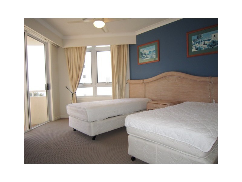 6 View Ave, Surfers Paradise QLD 4217