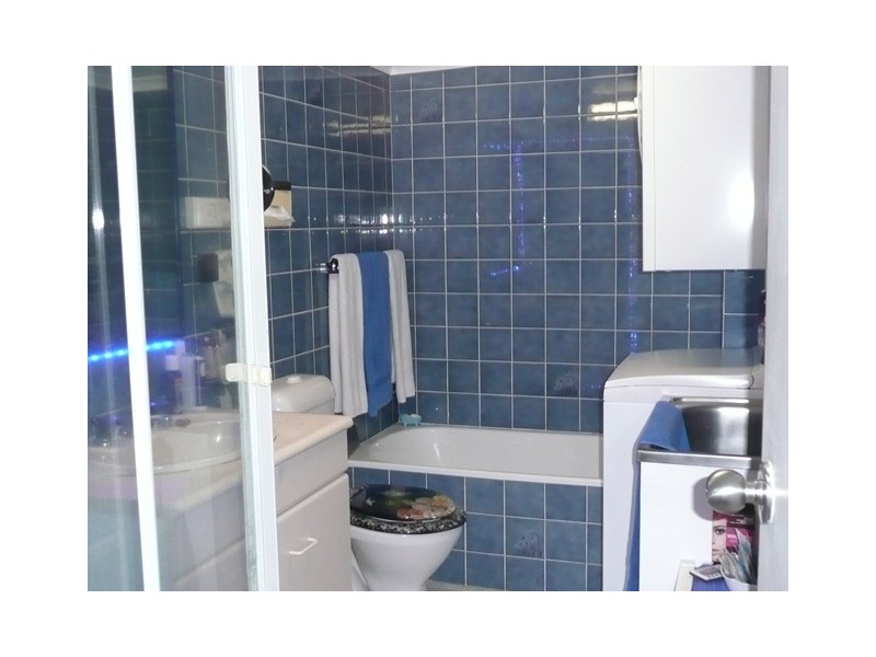 18 Hanlan Street, Surfers Paradise QLD 4217