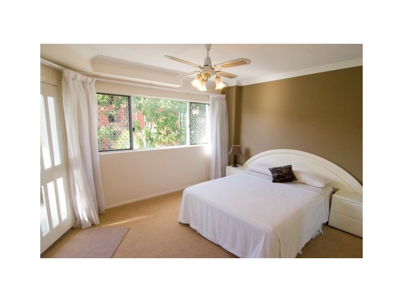 6/56 Paradise Island, Surfers Paradise QLD 4217