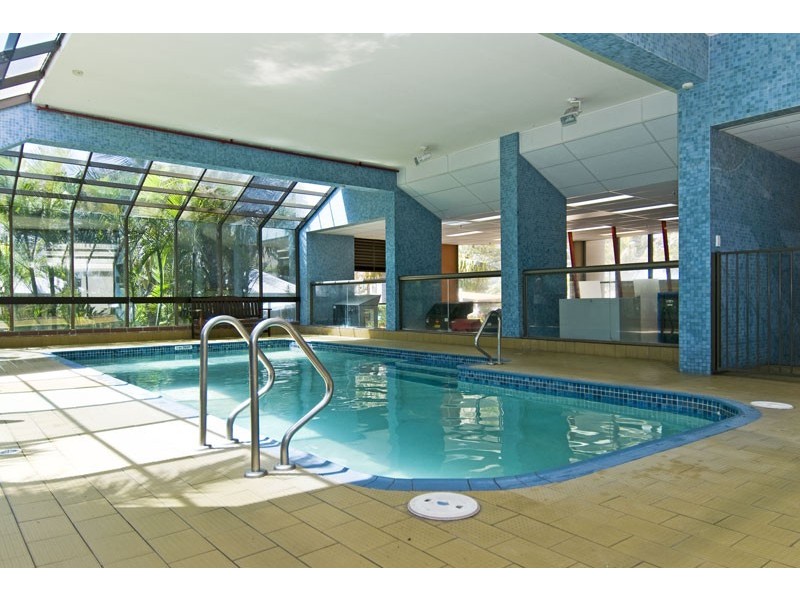 Unit 304 Longbeach, 28 Northcliffe Terrace, Surfers Paradise QLD 4217