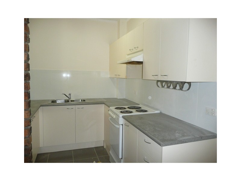 44 North Street, Southport QLD 4215