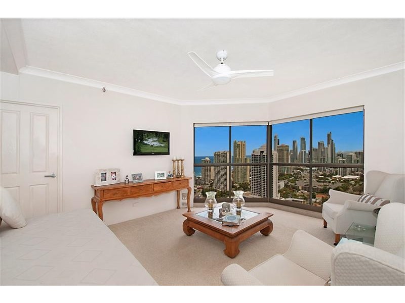 Unit 163 Atlantis West, 2 Admiralty Drive, Paradise Waters QLD 4217