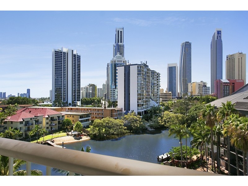 11 Paradise Island, Surfers Paradise QLD 4217