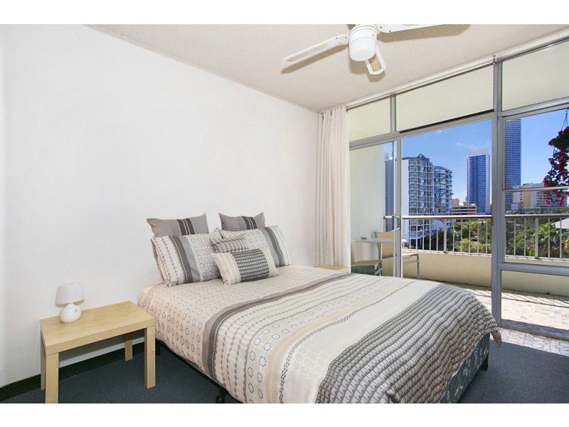 11 Paradise Island, Surfers Paradise QLD 4217