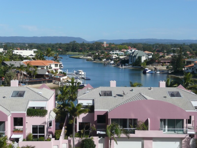 Unit 22 Grand Mariner, 12 Commodore Drive, Paradise Waters QLD 4217