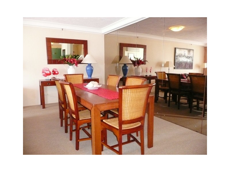 5 Enderley Avenue, Surfers Paradise QLD 4217