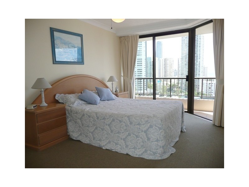 5 Enderley Avenue, Surfers Paradise QLD 4217