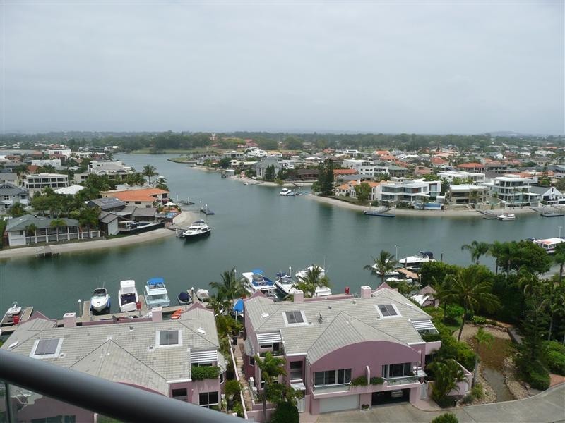 Unit 51 Grand Mariner, 12 Commodore Drive, Paradise Waters QLD 4217 the real estate agency Sold