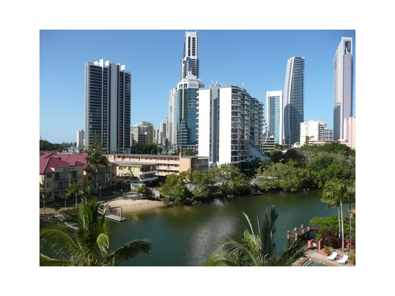 11 Paradise Island, Surfers Paradise QLD 4217