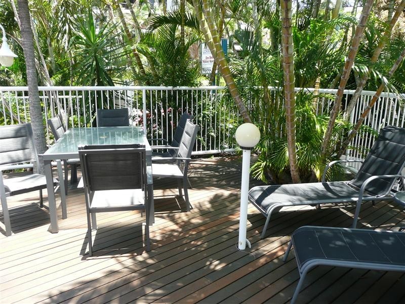 Unit 35 Costa Dora, 25 Markwell Avenue, Surfers Paradise QLD 4217