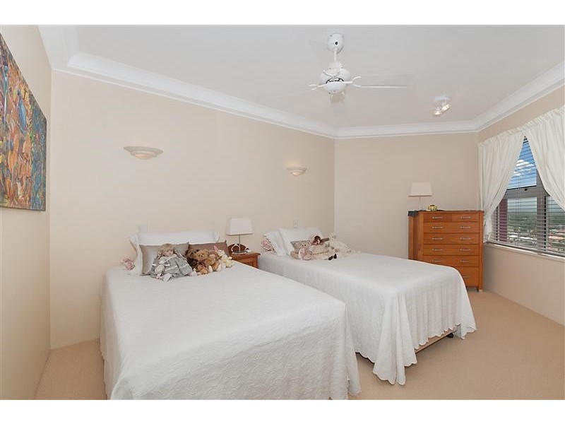 Unit 106 Grand Mariner, 12 Commodore Drive, Paradise Waters QLD 4217