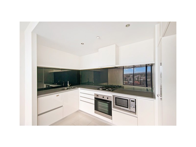 9 Ferny, Surfers Paradise QLD 4217