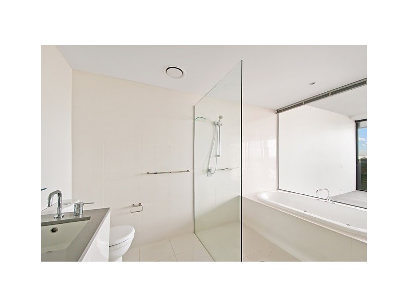 9 Ferny, Surfers Paradise QLD 4217