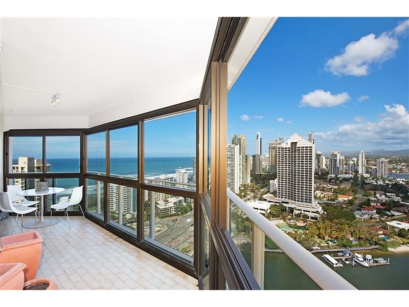 Unit 143 Atlantis East, 2 Admiralty Drive, Paradise Waters QLD 4217