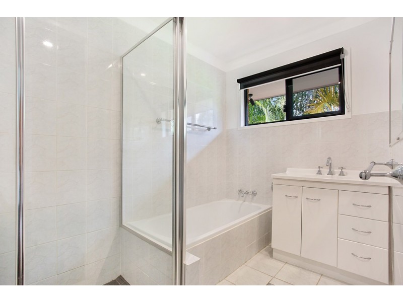 24 Wildwood Court, Surfers Paradise QLD 4217