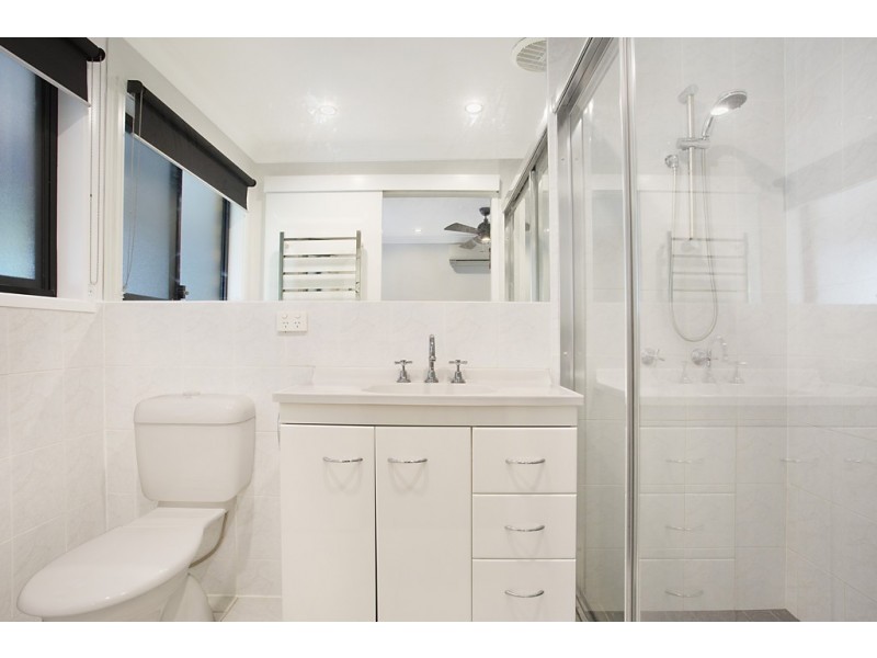 24 Wildwood Court, Surfers Paradise QLD 4217