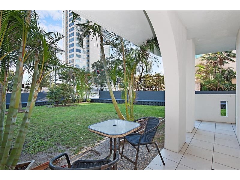 Unit 3 Carlton, 4 Clifford Street, Surfers Paradise QLD 4217