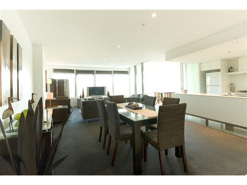 Unit 809 Q1, 9 Hamilton Avenue, Surfers Paradise QLD 4217