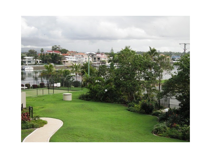 43 Cypress Avenue, Surfers Paradise QLD 4217