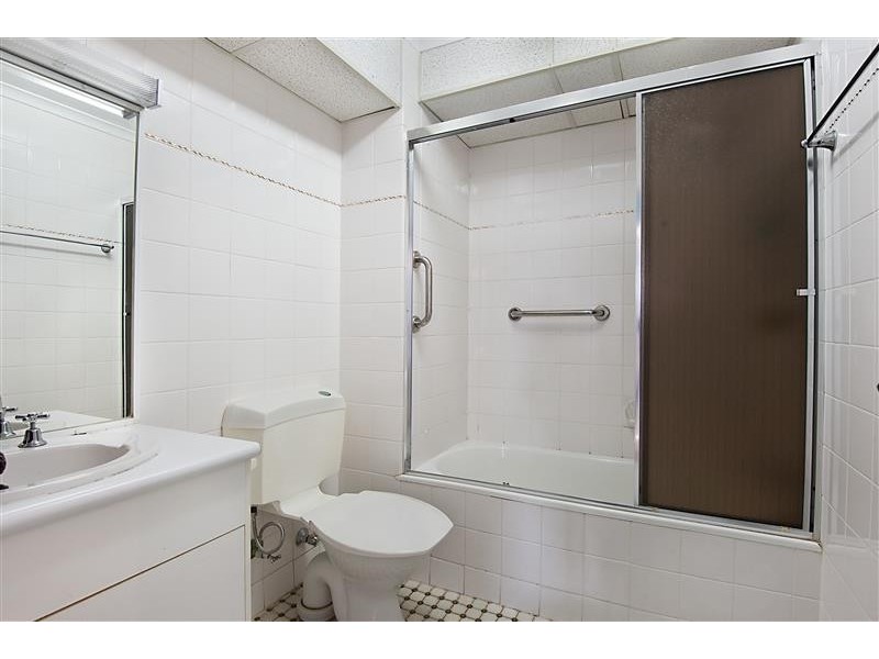 Unit 6D Thornton Tower, 33 Thornton Street, Surfers Paradise QLD 4217