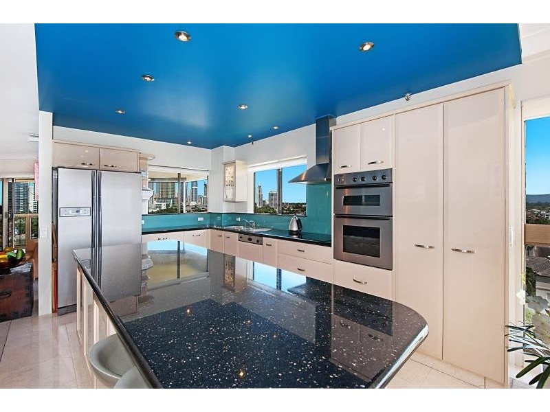 Unit 37 Atlantis West, 2 Admiralty Drive, Paradise Waters QLD 4217