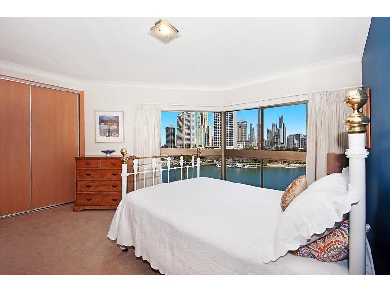 Unit 37 Atlantis West, 2 Admiralty Drive, Paradise Waters QLD 4217