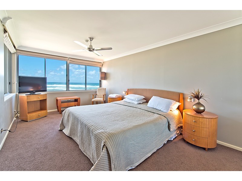 Unit 5 Berkeley on the Beach, 25 Northcliffe Terrace, Surfers Paradise QLD 4217