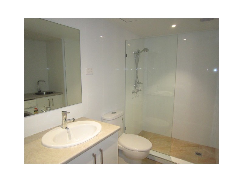 5 Clifford Street, Surfers Paradise QLD 4217