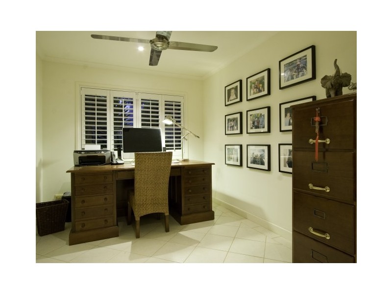 2 Buccaneer, Paradise Waters QLD 4217