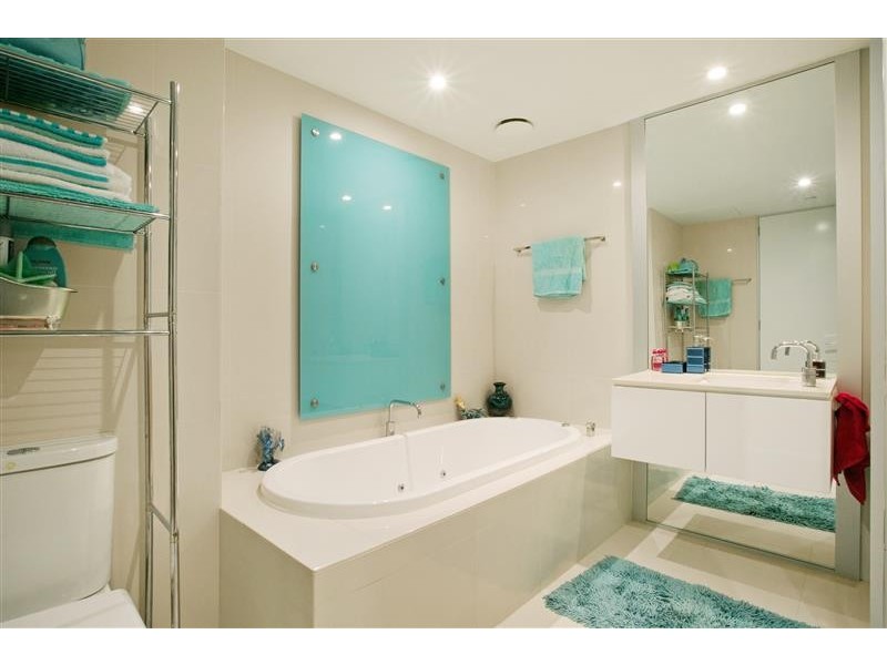 Unit 1407 Q1, 9 Hamilton Avenue, Surfers Paradise QLD 4217