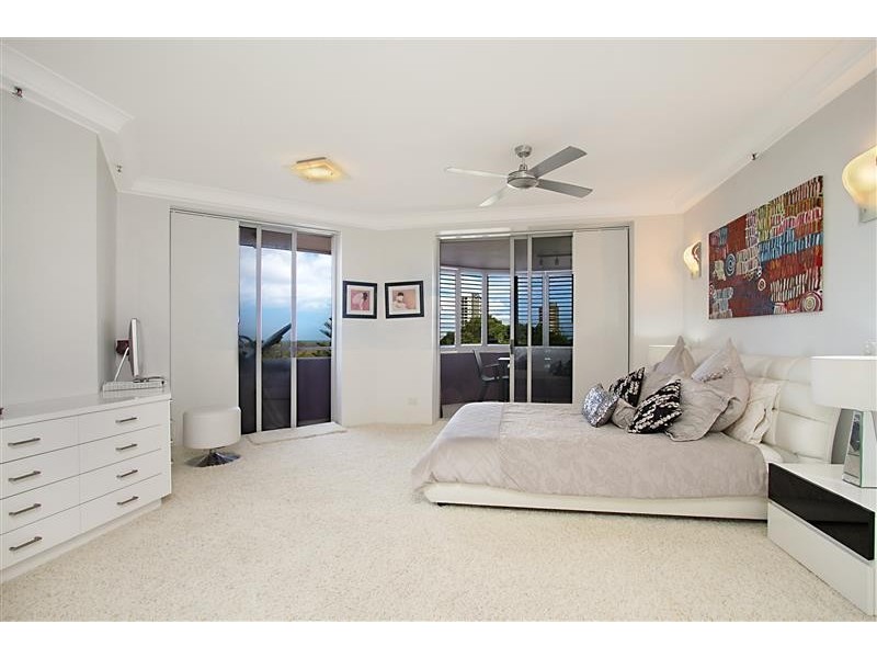 Unit 19 Grand Mariner, 12 Commodore Drive, Paradise Waters QLD 4217