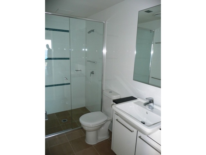 22 Surf Pde, Broadbeach QLD 4218