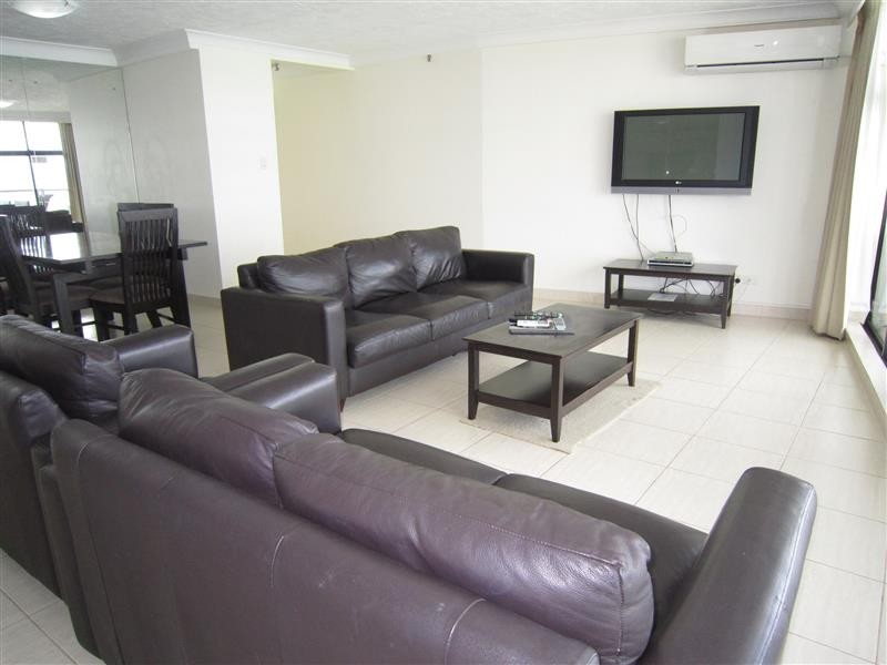 Unit 23E Peninsula, 5 Clifford Street, Surfers Paradise QLD 4217