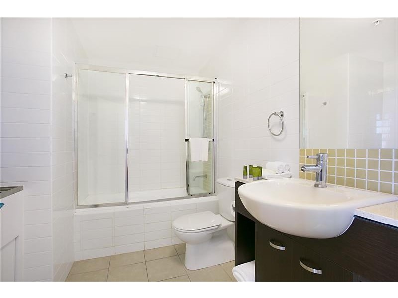 1309/18 Fern Street, Surfers Paradise QLD 4217